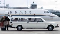 Това странното Volvo 245 Transfer побира 11 души