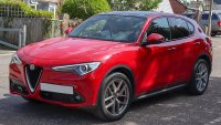 Alfa Romeo води дълга и тежка битка, за да направи първия си SUV