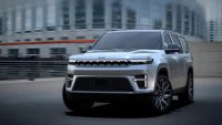 Jeep изтегля над 200 000 коли заради софтуерна грешка