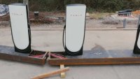 Технология на Tesla променя правилата на зарядната инфраструктура