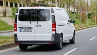 Собственик на Mercedes Vito ходи 14 пъти в сервиза за година