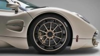 Pirelli направи „кибер гуми“, които си общуват с автомобила