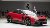 Електрическото Ferrari беше разграбено в Китай