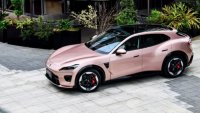 Бивш дизайнер на Ferrari направи китайски SUV с близо 600 коня