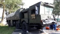 Само в Русия: Камион се сблъска с... ракетен комплекс