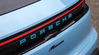 Porsche обърна палачинката: прави нов бензинов Macan