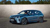 BMW iX стана по-мощен и с по-голям пробег