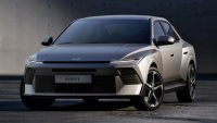 Hyundai Elantra получи изкуствен интелект и ъгловат дизайн