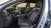 Mercedes-AMG на съд заради изгаряща емблема