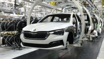 Volkswagen нареди и на Skoda да замрази заплатите