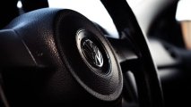 Ръждясал болт вкарва 2,1 млн коли на  Volkswagen и Audi в сервизите