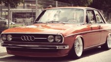 Немците празнуват 50 години Audi 100