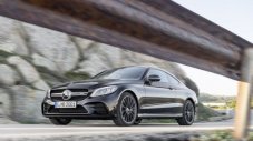 Двувратите Mercedes C-Class получиха нови мотори