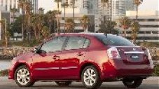 Nissan пуска модернизирана Sentra