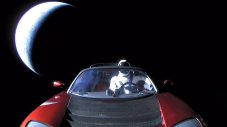 Пет години в космоса - къде е сега Tesla Roadster на&nbsp;Мъск?