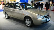 Lada пуска и газова Priora