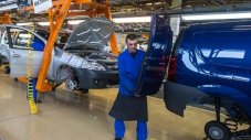 АвтоВАЗ ще уволни 8200 души 