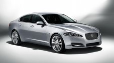 Jaguar слага AWD на XF и XJ
