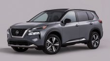 Nissan предлага тест на Toyota RAV4, за да продава свой модел