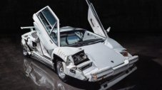 Това Lamborghini Countach е слизало по стълби - и се продава за 2 млн. долара