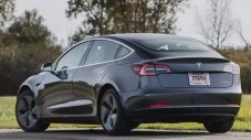 Експерти: Tesla напусна премиум-сегмента