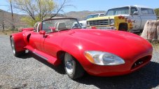 Извратен Jaguar E-Type се появи в eBay