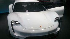 Porsche откри ерата на електромобилите