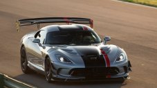 Фенският Dodge Viper не успя да бие рекорда на "Нюрбургринг"