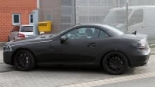 Първи шпионски снимки от SLK AMG