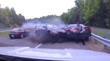 Вижте как полицай измами смъртта в катастрофа с BMW M3
