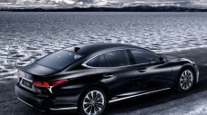 Флагманът на Lexus стана хибрид