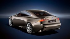Lexus IS хибрид ще бъде с турбо-мотор