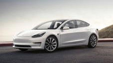 Tesla отказа да се бори за &bdquo;Автомобил на годината&rdquo;