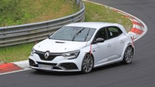 Renault Megane RS подготвя атака на рекорда на „Нюрбургринг”