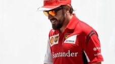 Фернандо Алонсо подписа с McLaren