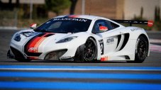 Дебютът на състезателня McLaren MP4-12C