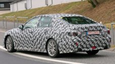 В Lexus дават нов шанс на GS
