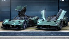 Aston Martin превърна Valkyrie в много бърз роудстър