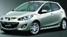 В Япония вече продават обновената Mazda2