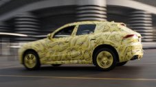 Конкурентът на Porsche Macan излиза с избор от два двигателя