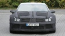 SL65 Black на лов за Porsche GT2