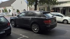 Кросовърът на Bentley ще се появи и като купе