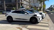 Автономиите таксита се оказват по-безопасни от шофьорите