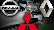 Борба за надмощие в Renault-Nissan след отстраняването на Гон