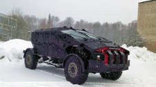 Шампион от рали "Дакар" тества нов руски всъдеход
