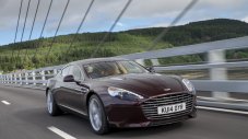 Aston Martin губи по 10 000 долара на автомобил