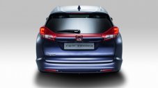 Това е Honda Civic Tourer
