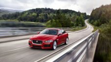 Jaguar XE ще предлага 4х4 и V8