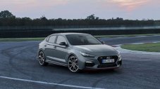 Hyundai показа новия i30 Fastback N