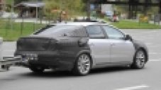 Първи шпионски снимки от новия Passat
